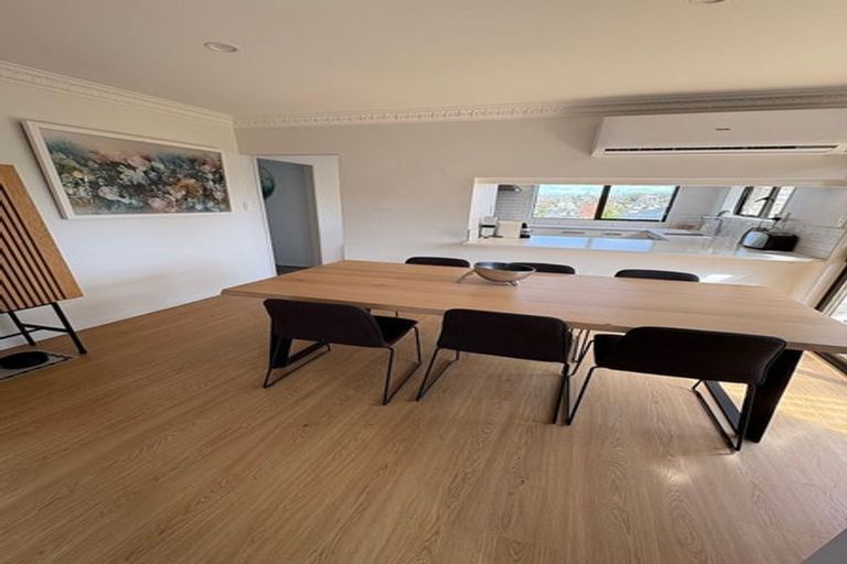 Photo of property in 2/39 Stanley Avenue, Milford, Auckland, 0620