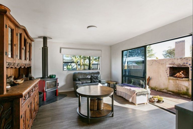 Photo of property in 71 Owen Road, Outer Kaiti, Gisborne, 4010