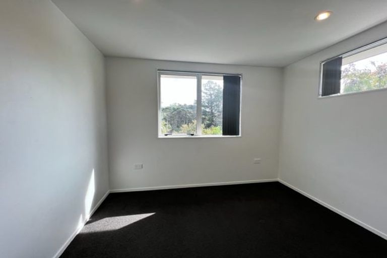 Photo of property in 11 Lomas Way, Albany, Auckland, 0632