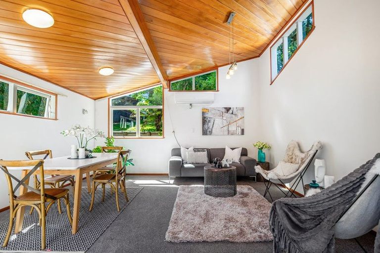 Photo of property in 57 Rimutaka Place, Titirangi, Auckland, 0604