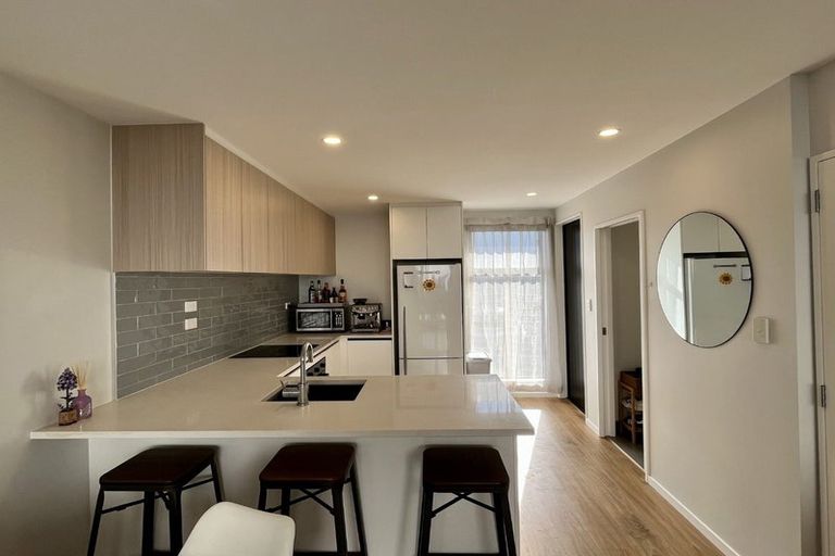 Photo of property in 12 Hinonga Loop, Silverdale, 0932