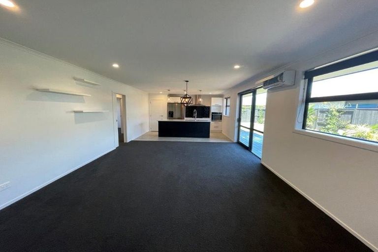 Photo of property in 11 Fuller Street, Papamoa Beach, Papamoa, 3118