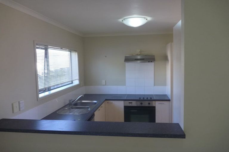 Photo of property in 41 Tiri Tiri Road, Birkdale, Auckland, 0626