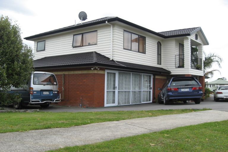 Photo of property in 1 Brunswick Rise, Mangere, Auckland, 2022