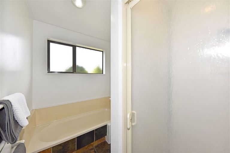 Photo of property in 3/18 Division Street, Riccarton, Christchurch, 8041
