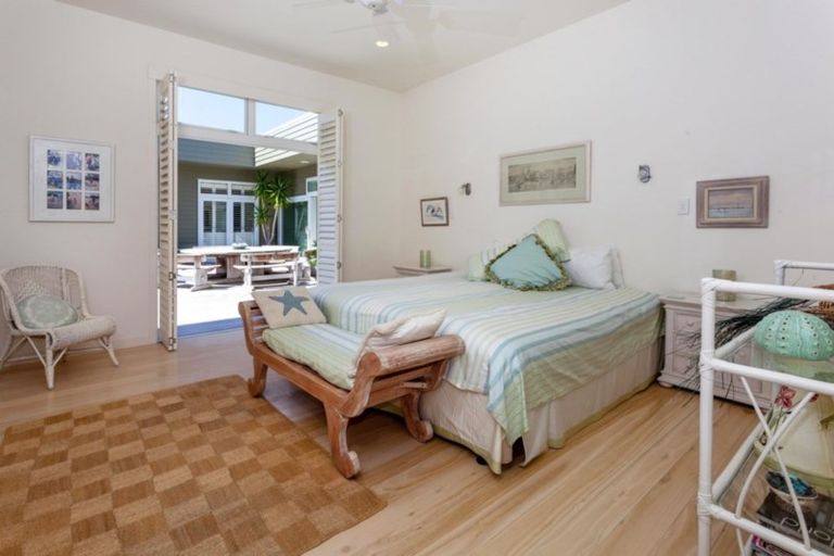 Photo of property in 69 Grange Road, Hahei, Whitianga, 3591