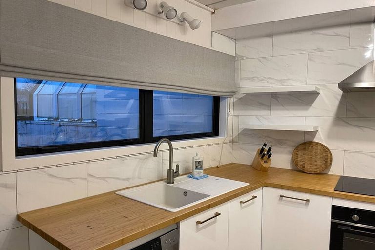 Photo of property in 67 Nortons Road, Avonhead, Christchurch, 8042