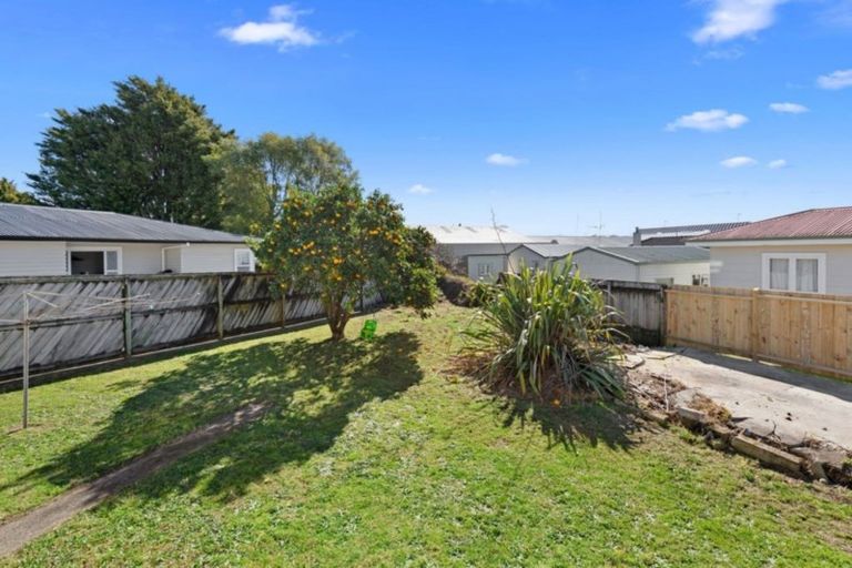 Photo of property in 17 Galway Grove, Greerton, Tauranga, 3112
