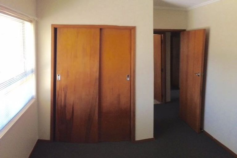 Photo of property in 3/54 Titirangi Road, New Lynn, Auckland, 0600