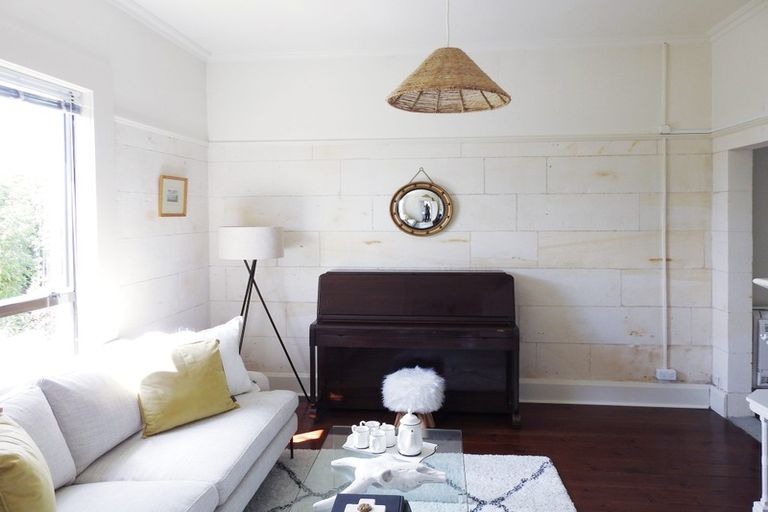 Photo of property in 10a Wharfe Street, South Hill, Oamaru, 9400