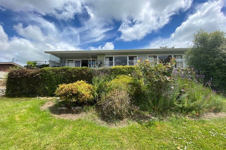 Photo of property in 12 Coulter Place, Geraldine, 7930