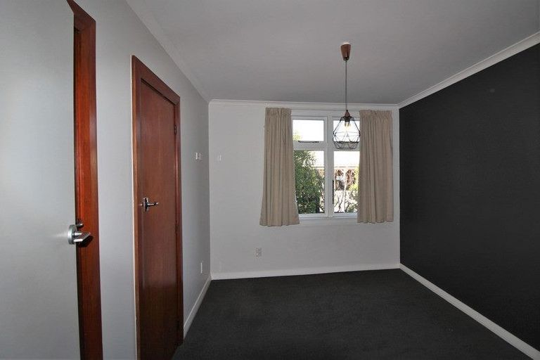 Photo of property in 37 Newcastle Street, Clyde, 9330