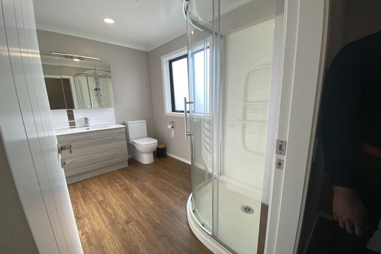 Photo of property in 85 Spenmoor Street, Newlands, Wellington, 6037