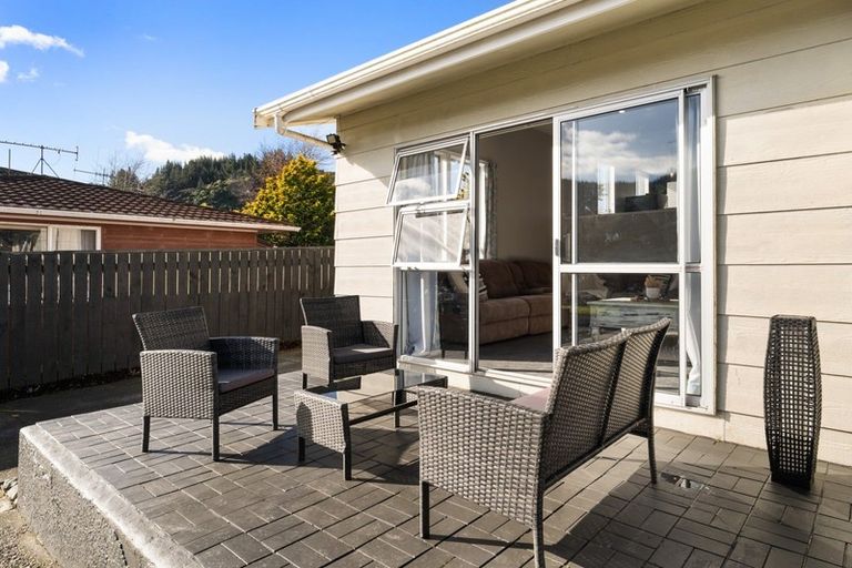 Photo of property in 3 Crystal Grove, Birchville, Upper Hutt, 5018