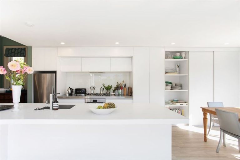 Photo of property in 7 Poynder Avenue, Merivale, Christchurch, 8014