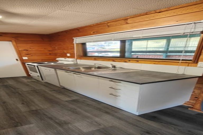 Photo of property in 5 Shackle Lane, Whitby, Porirua, 5024