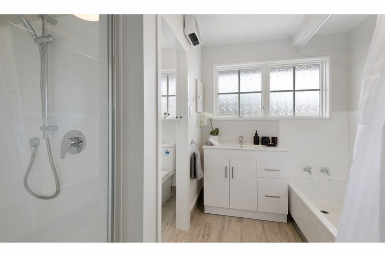 Photo of property in 24 Heathglen Avenue, Parklands, Christchurch, 8083