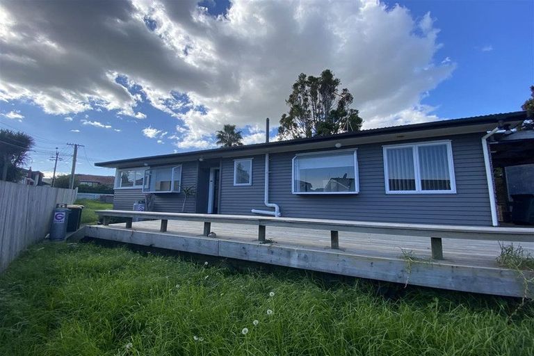 Photo of property in 49 Milan Road, Papatoetoe, Auckland, 2025