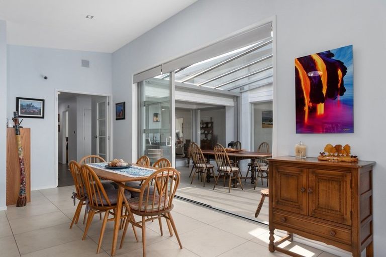 Photo of property in 16 Holyoake Terrace, Omokoroa, 3114