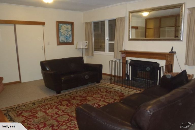 Photo of property in 57 Bedford Street, Northland, Wellington, 6012