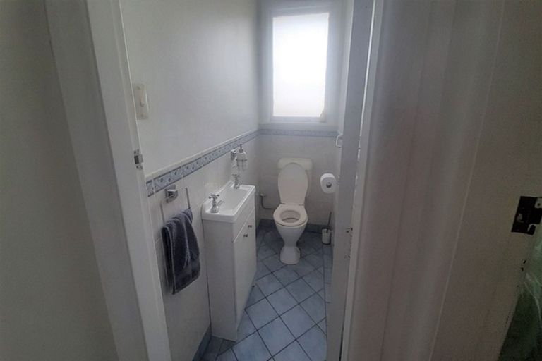 Photo of property in 2/7 Konini Street, Riccarton, Christchurch, 8041