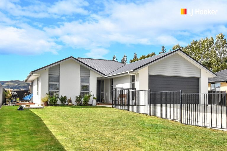 Photo of property in 29 Owhiro Avenue, Mosgiel, 9024