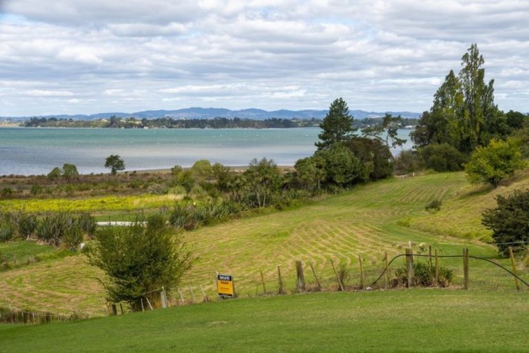 Photo of property in 11 Margaret Drive, Omokoroa, 3114