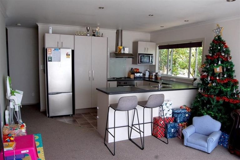 Photo of property in 16 Guildford Street, Tamatea, Napier, 4112