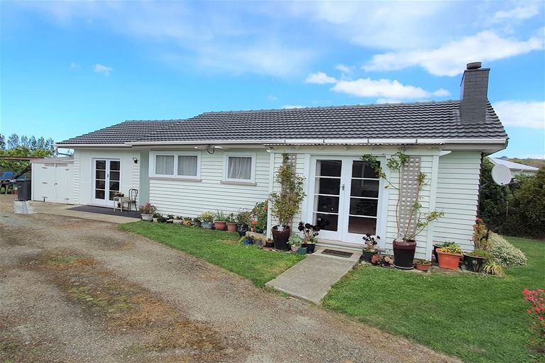 Photo of property in 37 Timaru Road, Waimate, 7924
