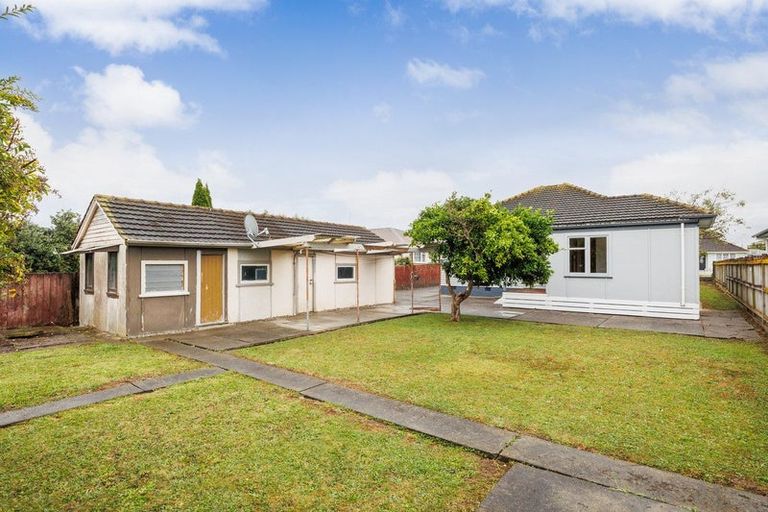 Photo of property in 24 Vernon Avenue, Takaro, Palmerston North, 4412