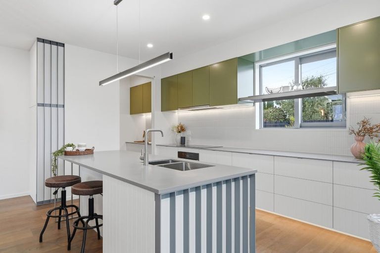 Photo of property in 1/42 Browns Road, St Albans, Christchurch, 8014