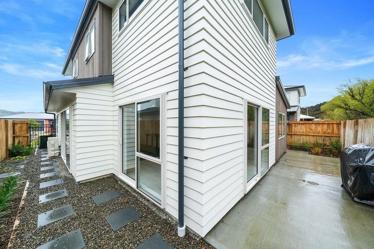 Photo of property in 7 Grovedale Square, Wainuiomata, Lower Hutt, 5014
