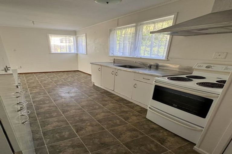 Photo of property in 39d Tomo Street, New Lynn, Auckland, 0600