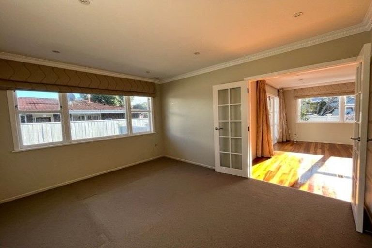 Photo of property in 48a Queens Grove, Hutt Central, Lower Hutt, 5010