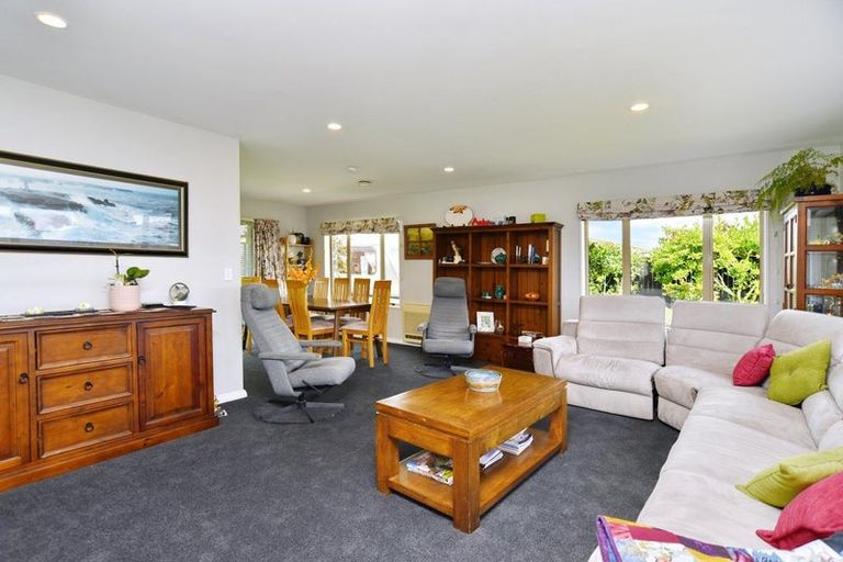 Photo of property in 44 Panckhurst Drive, Woodend, 7610