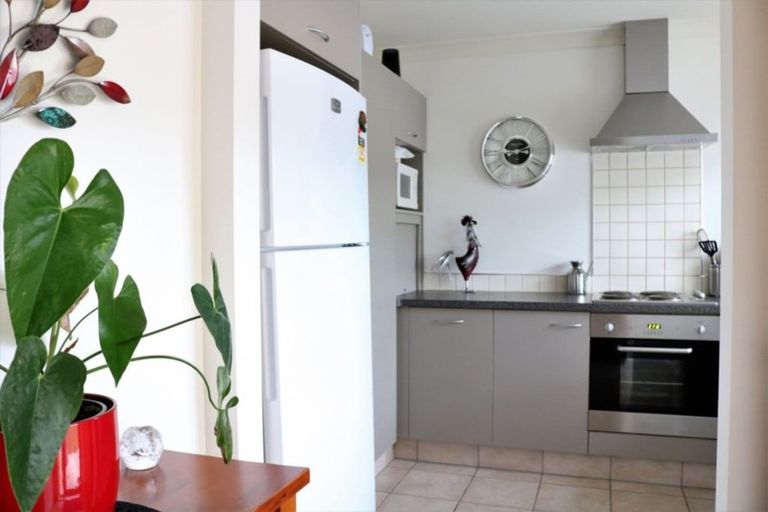 Photo of property in 20b Reeve Street, Levin, 5510