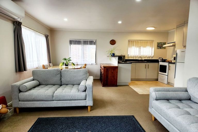 Photo of property in 37a Hukanui Road, Fairfield, Hamilton, 3214
