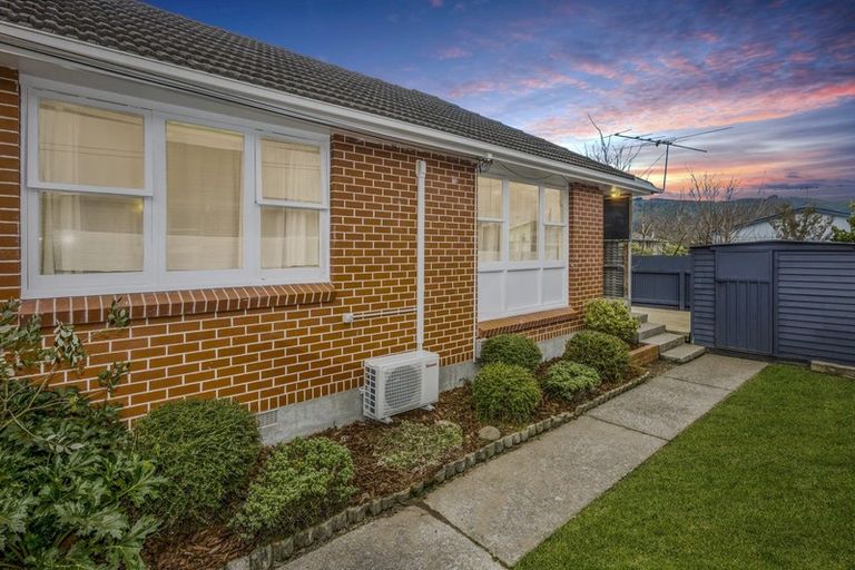 Photo of property in 3/29 Hillside Drive, Maoribank, Upper Hutt, 5018
