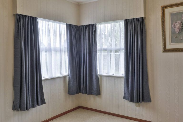 Photo of property in 11 Fairbrother Street, Carterton, 5713