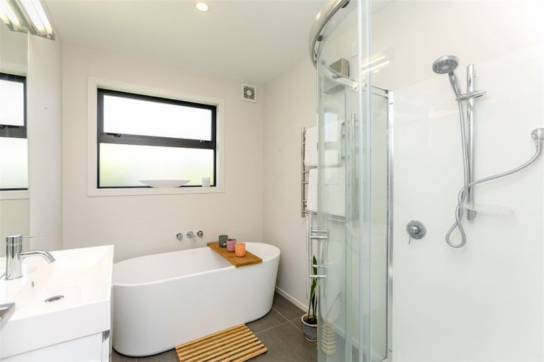 Photo of property in 82 Karamea Street, Whalers Gate, New Plymouth, 4310