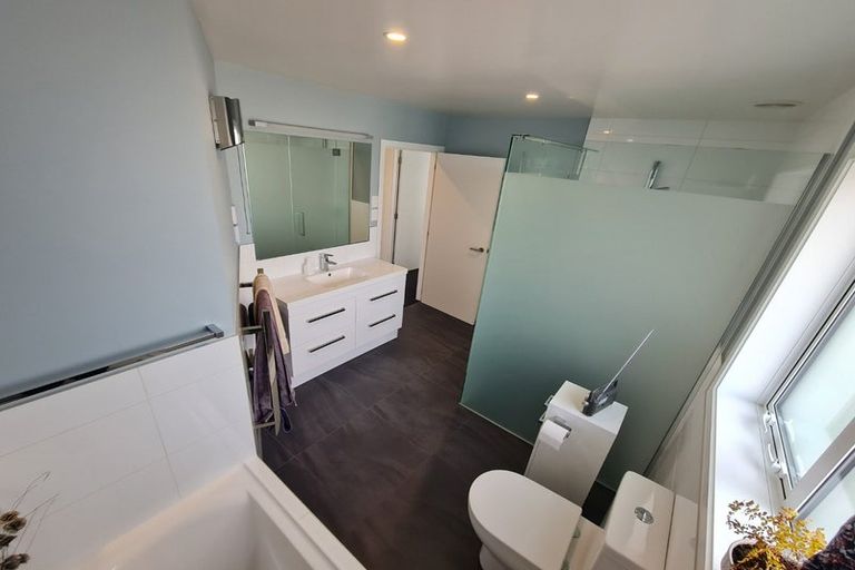 Photo of property in 21 Foster Street, Taita, Lower Hutt, 5011