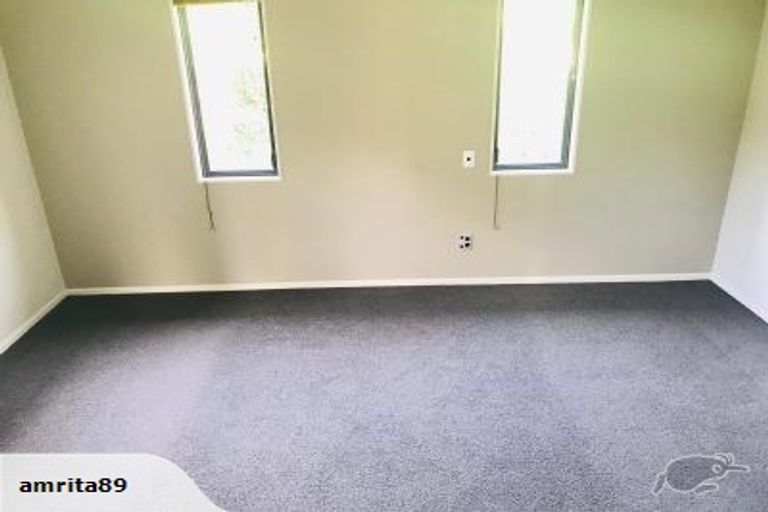 Photo of property in 160 Charles Prevost Drive, The Gardens, Auckland, 2105