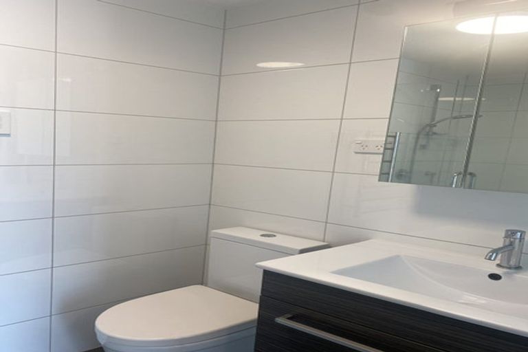 Photo of property in Frame Apartments, 904/111 Molesworth Street, Thorndon, Wellington, 6011