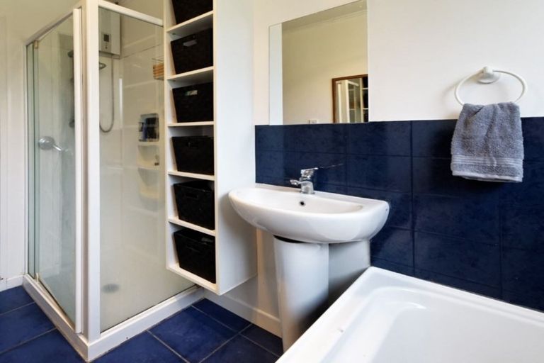 Photo of property in 14 Aldern Road, Massey, Auckland, 0614