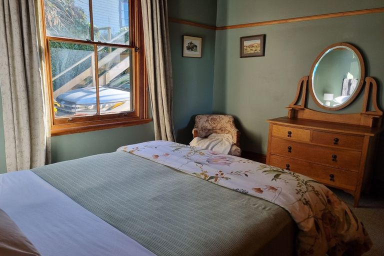 Photo of property in 8 Paradise Road, Napier South, Napier, 4110