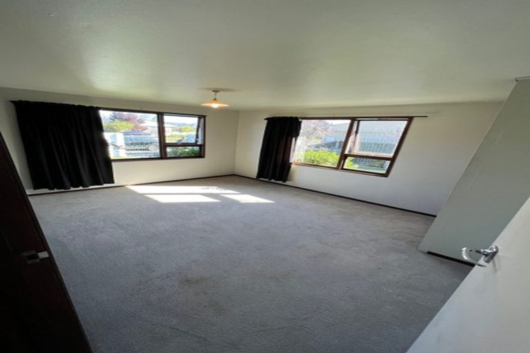 Photo of property in 45 Kuaka Crescent, Bromley, Christchurch, 8062