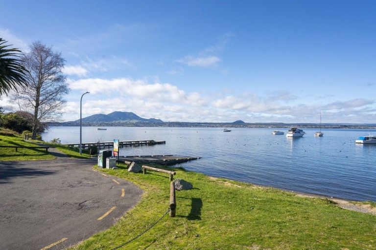 Photo of property in 64 Wakeman Road, Acacia Bay, Taupo, 3330