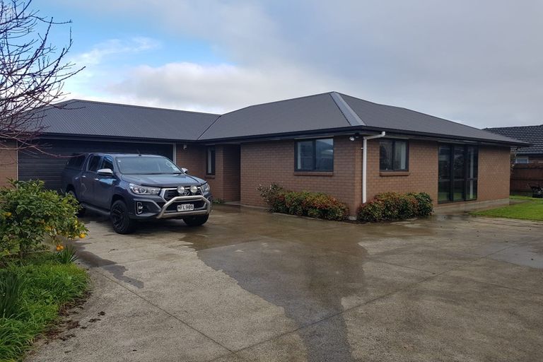 Photo of property in 17a Duke Avenue, Pukekohe, 2120