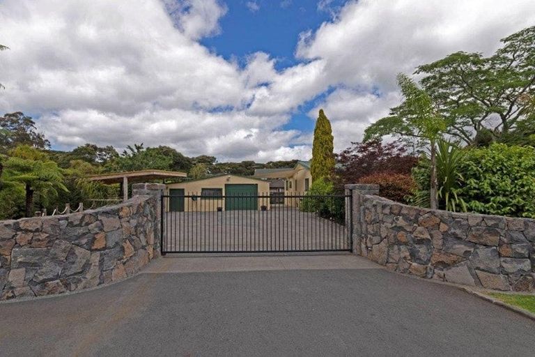 Photo of property in 20 Sherrybrooke Place, Sunnyvale, Auckland, 0612