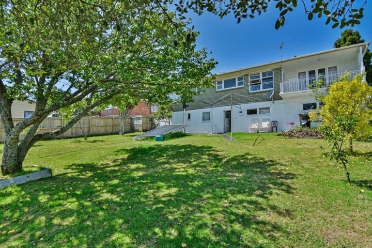 Photo of property in 111 Ridge Road, Howick, Auckland, 2014